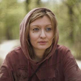 Яна Ерлашова